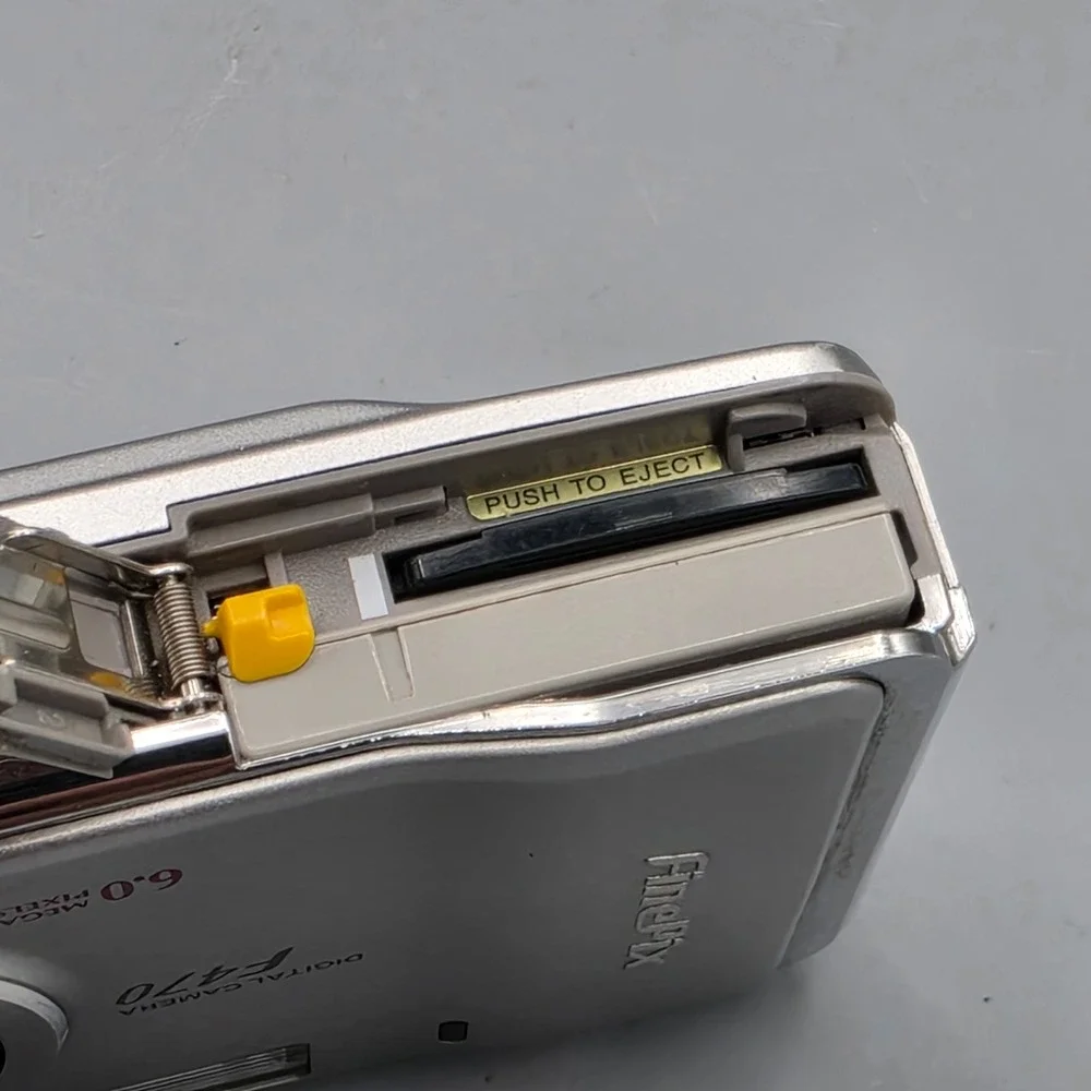 Fujifilm finepix f470